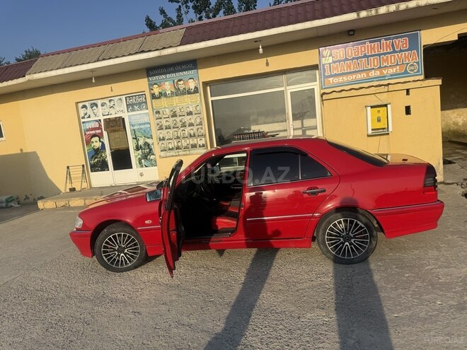 Mercedes C 240-3