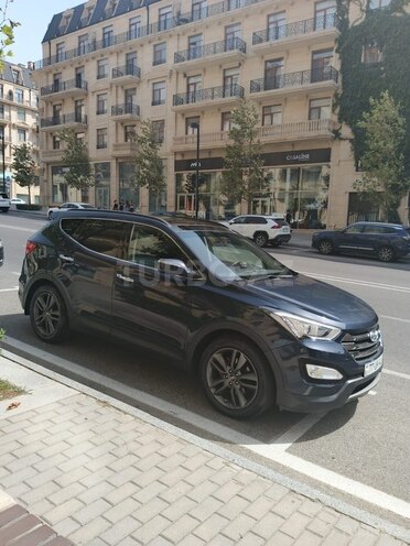 Hyundai Santa Fe-8