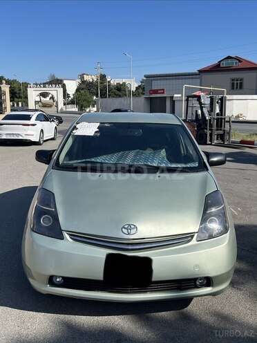 Toyota Prius-1