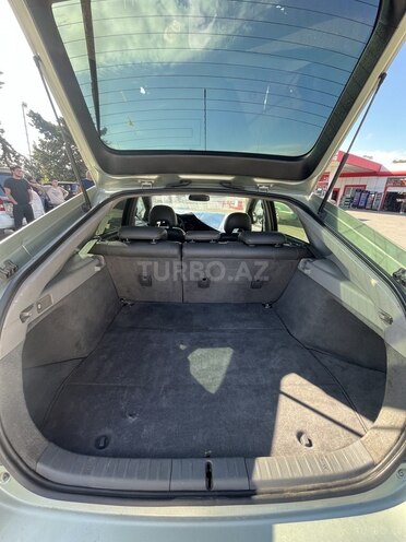 Toyota Prius-5