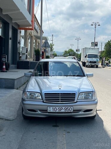 Mercedes C 240-1