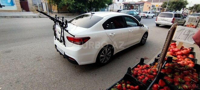 Kia Rio-11