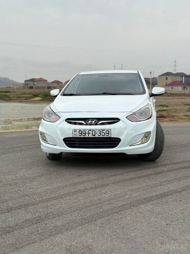 Hyundai Accent-1