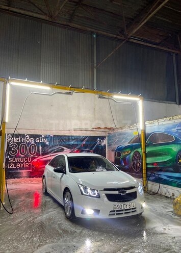 Chevrolet Cruze-1