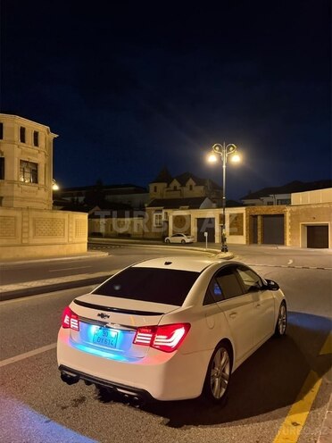 Chevrolet Cruze-14