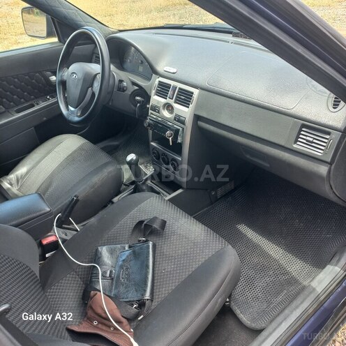 LADA (VAZ) Priora-8