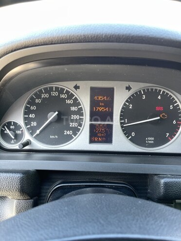 Mercedes B 170-12