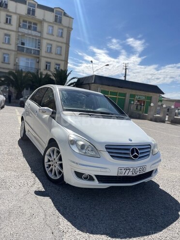 Mercedes B 170-1