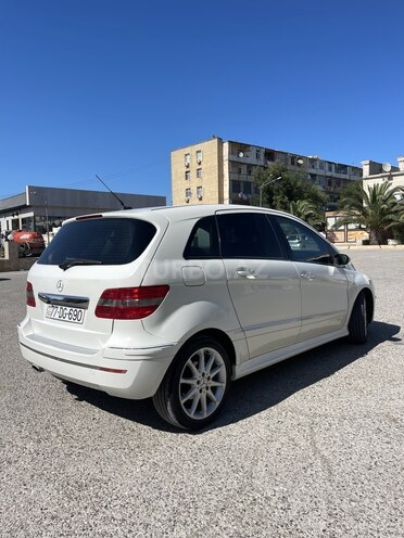 Mercedes B 170-16
