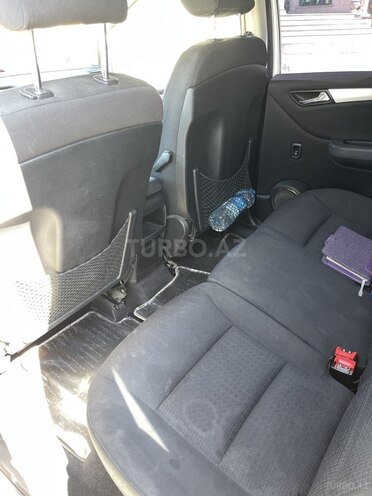 Mercedes B 170-10