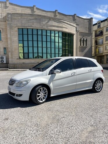 Mercedes B 170-19
