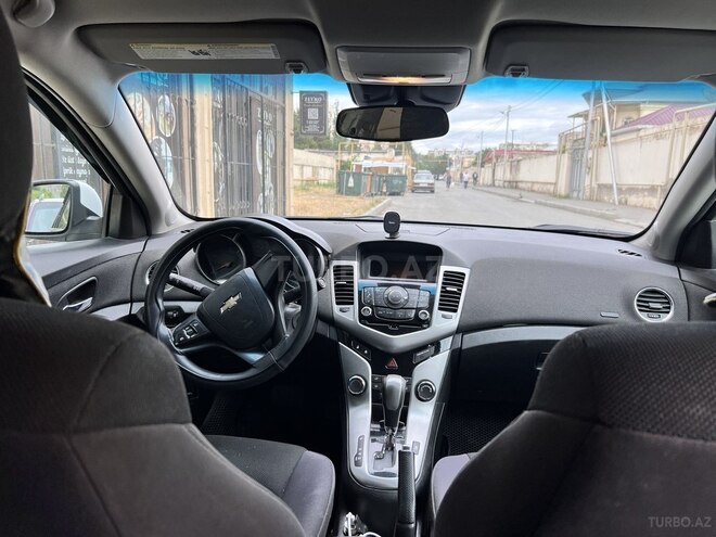 Chevrolet Cruze-4