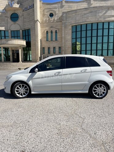 Mercedes B 170-7