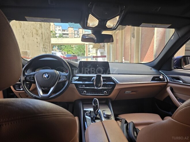 BMW 530-8
