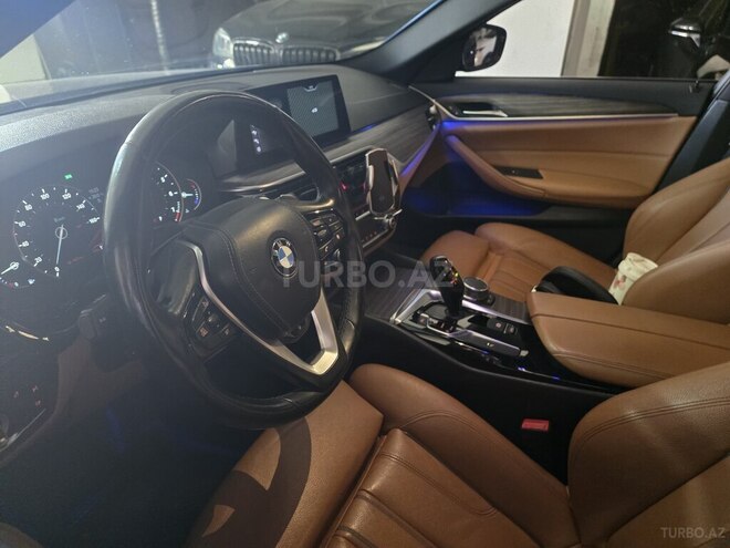 BMW 530-11