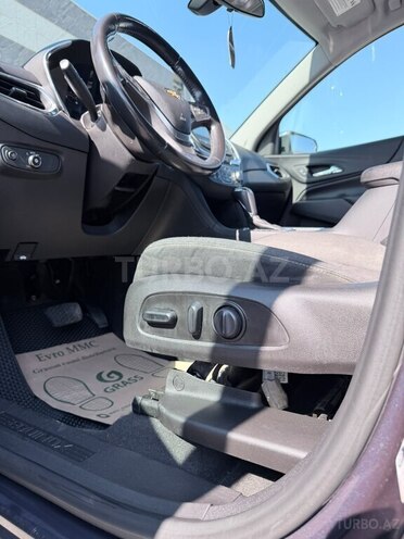 Chevrolet Equinox-13