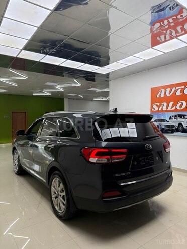 Kia Sorento-4
