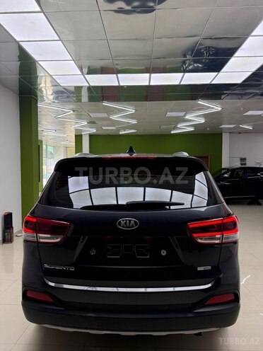 Kia Sorento-5