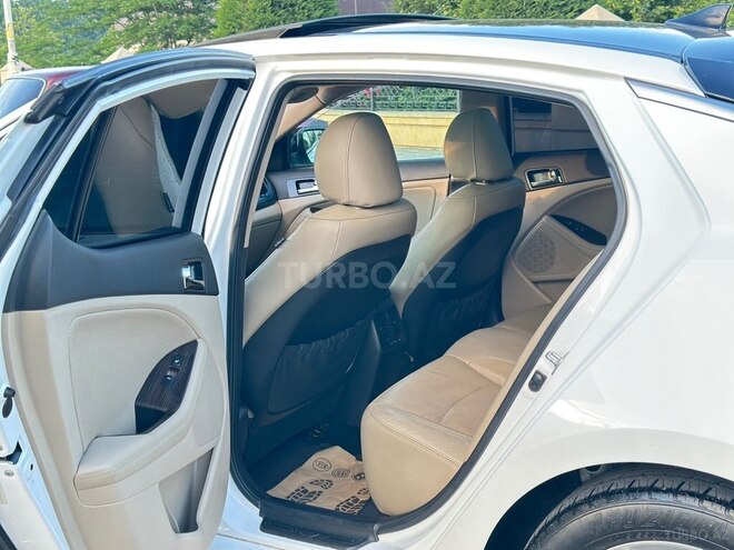 Kia Optima-13