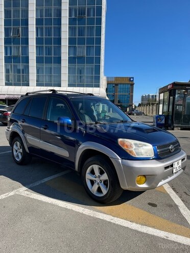 Toyota RAV4-7