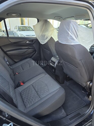 Chevrolet Equinox-10