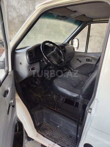 Ford Transit-6
