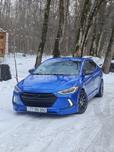 Hyundai Elantra-5