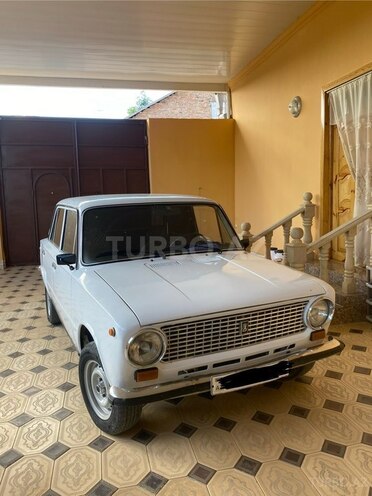 LADA (VAZ) 2101-2