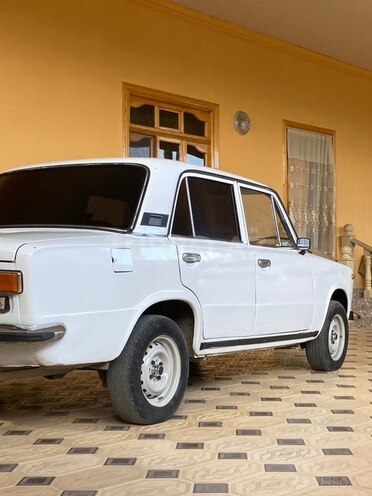 LADA (VAZ) 2101-4