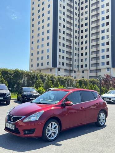 Nissan Tiida-4