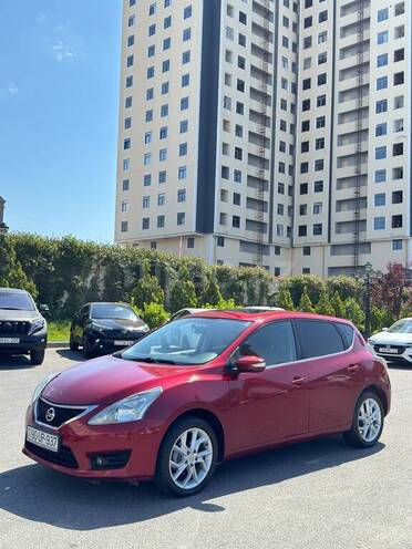 Nissan Tiida-2