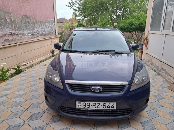 Ford Focus-1