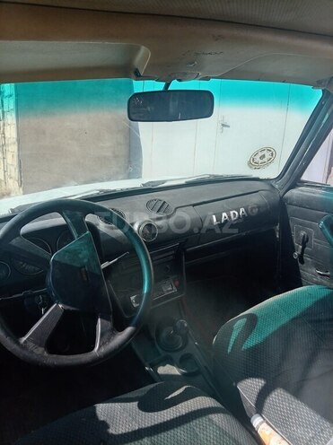 LADA (VAZ) 2106-4