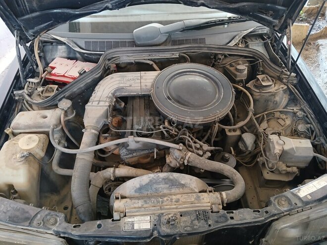 Mercedes 190-8