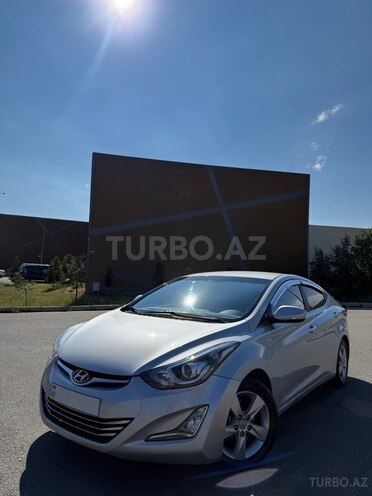 Hyundai Elantra-7