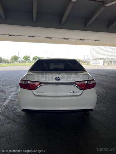 Toyota Camry-2