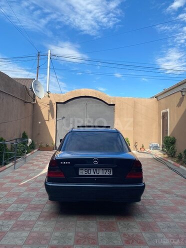 Mercedes C 180-4