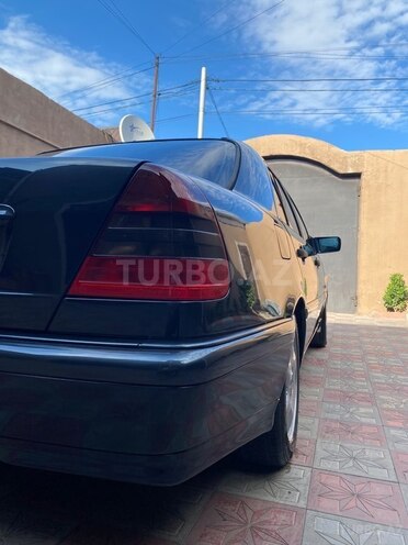 Mercedes C 180-8