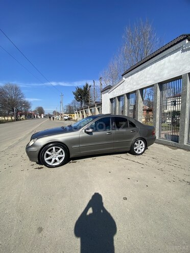Mercedes C 240-16