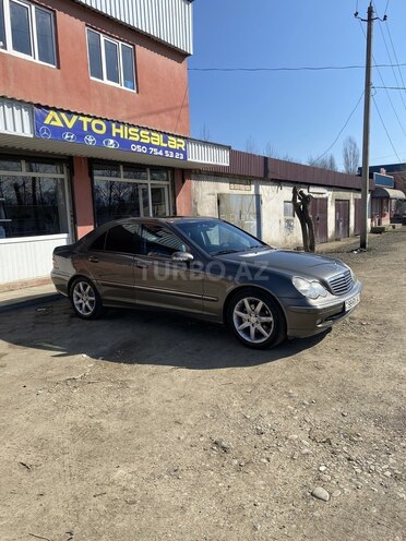 Mercedes C 240-6