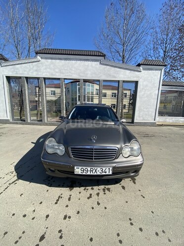 Mercedes C 240-15