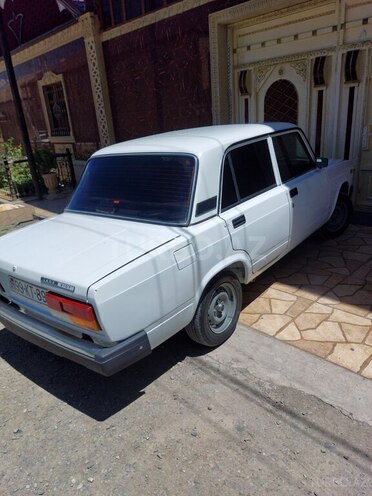 LADA (VAZ) 2107-11