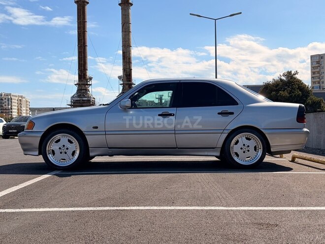 Mercedes C 220-2