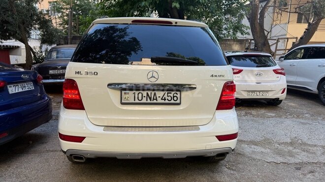 Mercedes ML 350 4MATIC-2