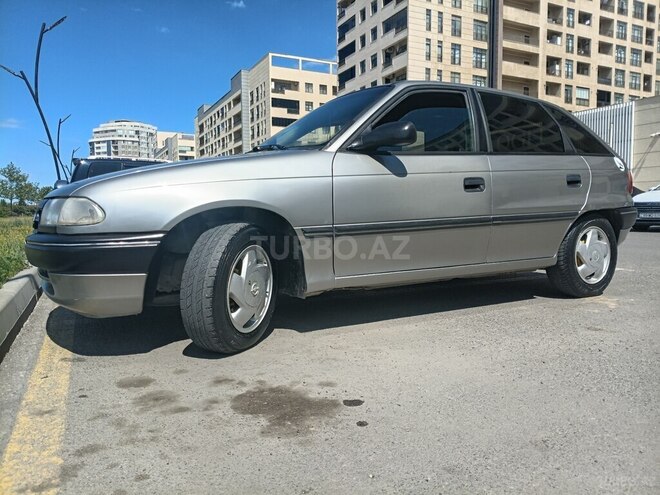 Opel Astra-18