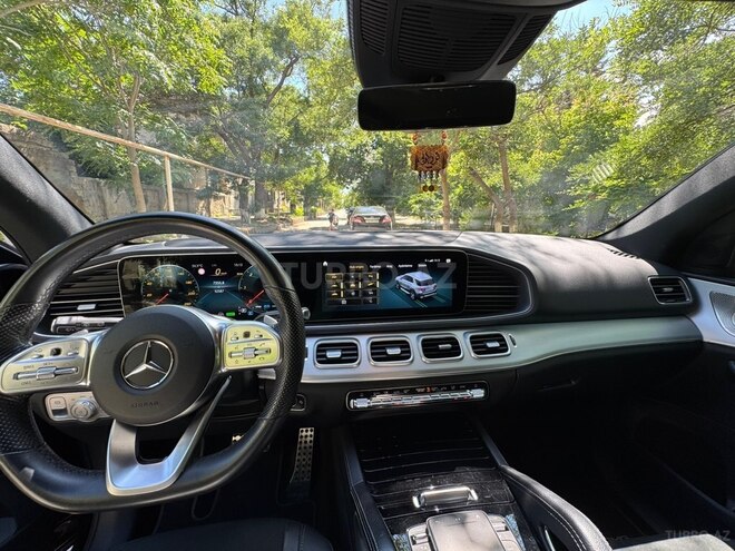 Mercedes GLE 300d 4MATIC-3