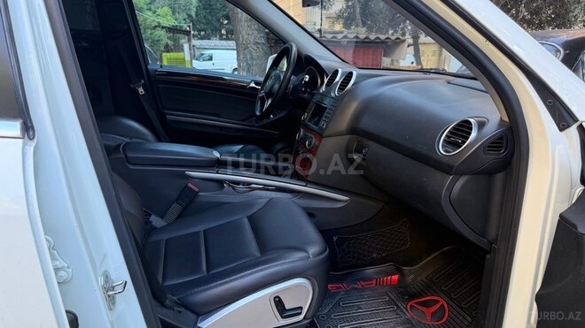 Mercedes ML 350 4MATIC-9