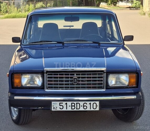 LADA (VAZ) 2107-1