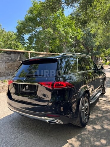 Mercedes GLE 300d 4MATIC-7