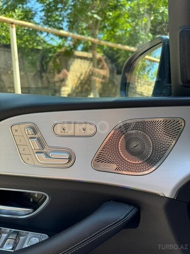 Mercedes GLE 300d 4MATIC-12